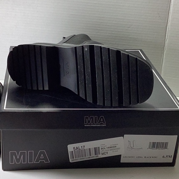 - LENIA - BLACK - Picture 10 of 10